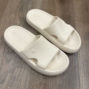 Tory Burch Cloud Slippers, Cream color, size 7